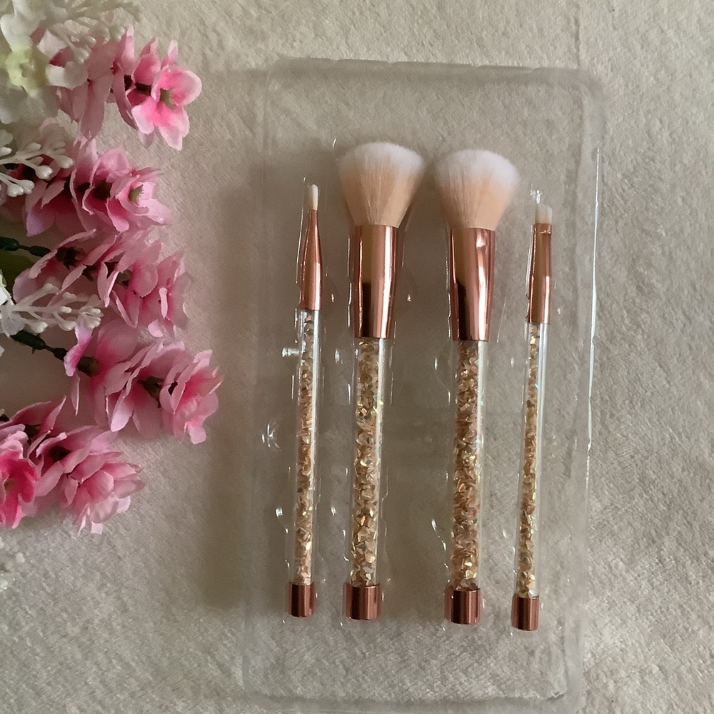 Glam Tools Cosmetic Brush Set - Picture 1 of 9